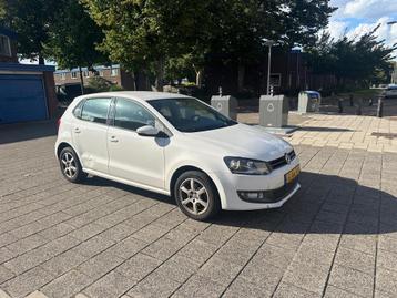 Volkswagen Polo 1.2 TSI Comfortline 5drs Airco Snow White beschikbaar voor biedingen