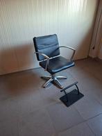 Kappersstoel en voetsteun, Ophalen