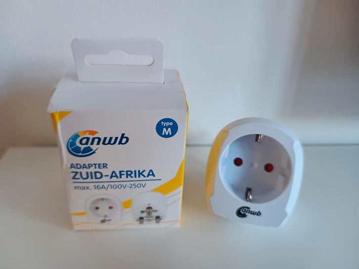 ANWB Reisstekker type M, Zuid Afrika, Lesotho, Swaziland, Doe-het-zelf en Verbouw, Elektra en Kabels, Zo goed als nieuw, Stekker