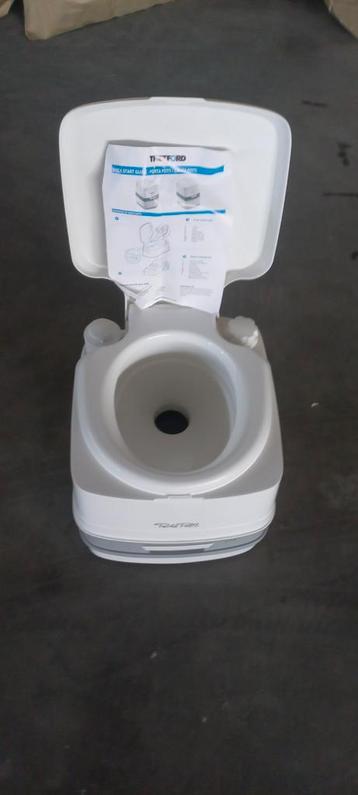 Camping benodigdheden porta potti beschikbaar voor biedingen