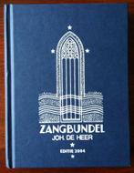 ZANGBUNDEL JOH DE HEER 2004 MET 1011 LIEDEREN (zie foto's), Boeken, Ophalen of Verzenden, Christendom | Katholiek, Zo goed als nieuw