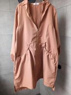 Beige jas maat 42 44, Beige, Maat 42/44 (L), Ophalen of Verzenden, Zo goed als nieuw