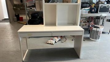 Bureau beschikbaar voor biedingen
