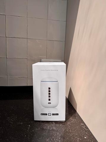 Ubiquiti UniFi Dreammachine (UDM) met ophangbeugel  beschikbaar voor biedingen