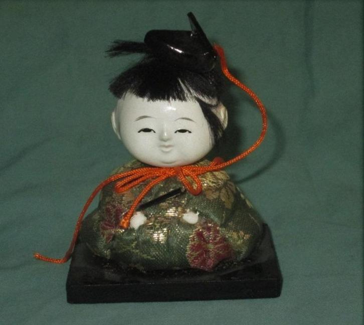 Vintage small gosho doll- japans poppetje met gofun, Antiek en Kunst, Kunst | Niet-Westerse kunst, Ophalen of Verzenden