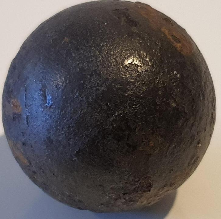 Metaaldetector Bodemvondst Groningen Stad Kanonskogel, Verzamelen, Militaria | Algemeen, Landmacht, Hulzen of Bodemvondsten, Nederland