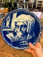 Delfts Blauw wandbord lezende vrouw, Antiek en Kunst, Ophalen of Verzenden