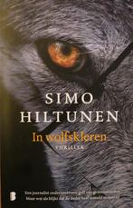 Thriller * Simo Hiltunen * In wolfskleren * 051, Ophalen of Verzenden, Zo goed als nieuw