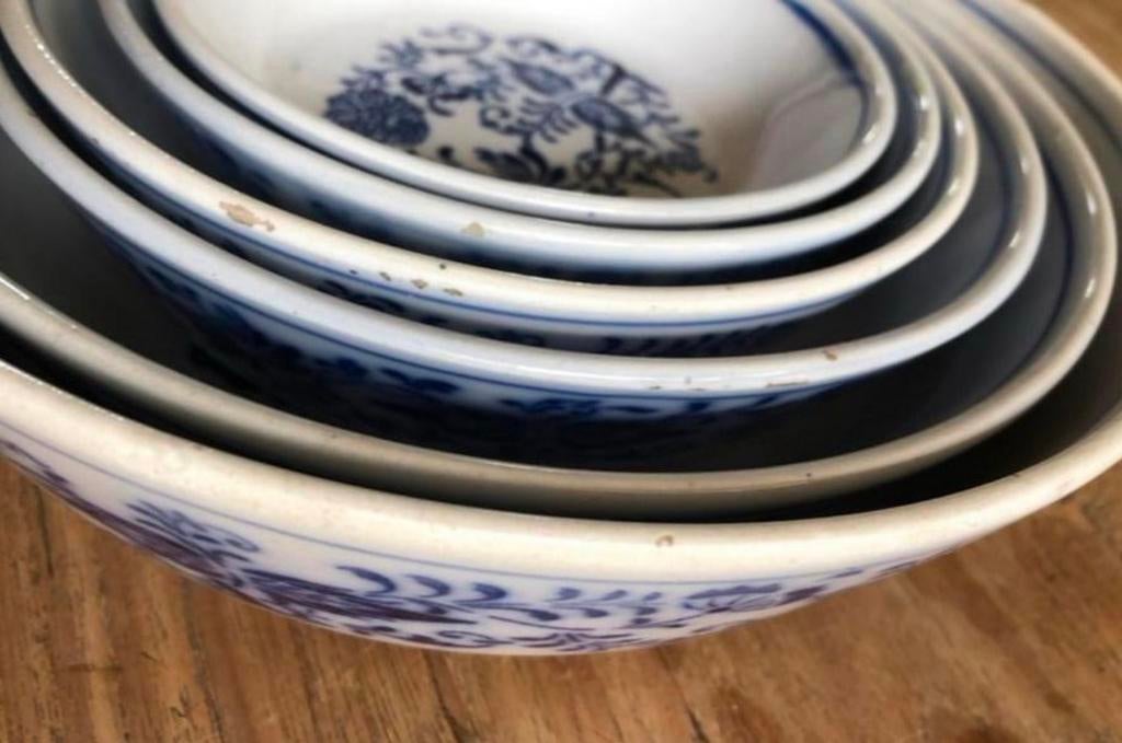 Meissen superoude nestschalen, Antiek en Kunst, Ophalen of Verzenden