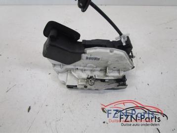 Deurslot Mechaniek 4Deurs rechts-voor Volkswagen Golf (22738 beschikbaar voor biedingen