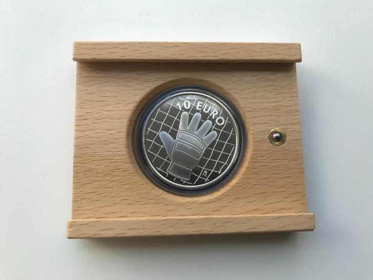 Spanje 2x 10 euro Zilver Mundial de futbol 2002 letter L & O, Postzegels en Munten, Munten | Europa | Euromunten, Setje, Overige waardes