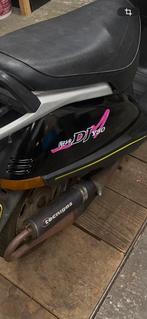 Uitlaat Kymco DJ, Fietsen en Brommers, Ophalen of Verzenden, Gebruikt, Uitlaat, Kymco