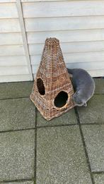 Katten Tipi rotan/ piramide katten, Dieren en Toebehoren, Ophalen of Verzenden, Zo goed als nieuw