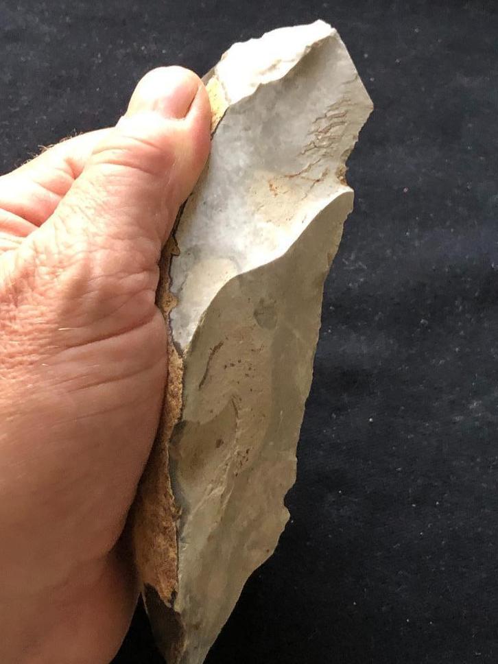 Bodemvondst groot MES van Vuursteen STEENTIJD 6000jr oud, Antiek en Kunst, Antiek | Gereedschap en Instrumenten, Verzenden