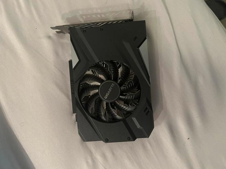 NVIDIA RTX 1650, Ryzen 5 3600 en Corsair Vengeance 16GB, Computers en Software, Videokaarten, PCI-Express 3.0, GDDR6, Ophalen of Verzenden