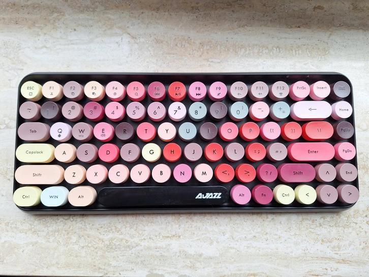 AJAZZ 308i Retro Toetsenbord - Qwerty - Draadloos, Computers en Software, Toetsenborden, Zo goed als nieuw, Qwerty, Draadloos