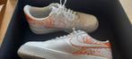 Custom Nike Air Force 1 McCoy - Maat 44, Kleding | Heren, Schoenen, Wit, Nike, Ophalen of Verzenden, Sneakers of Gympen