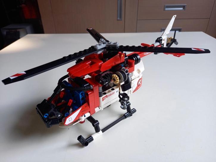 Lego Technic 42092 Rescue Helikopter, Kinderen en Baby's, Speelgoed | Duplo en Lego, Gebruikt, Lego, Complete set, Ophalen of Verzenden