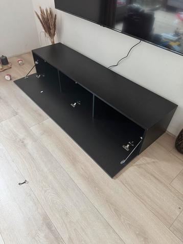 Nieuwe tv meubel