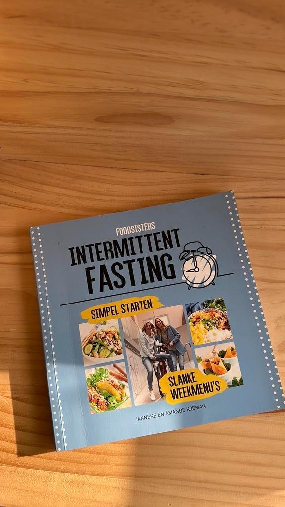 Intermittent Fasting - Foodsisters, Boeken, Kookboeken, Gelezen, Overige typen, Overige gebieden, Gezond koken, Ophalen of Verzenden