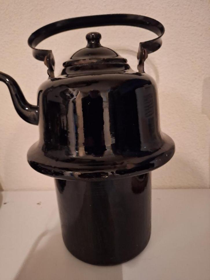 2 antieke zwarte waterketels, Antiek en Kunst, Antiek | Keukenbenodigdheden, Ophalen of Verzenden