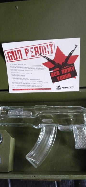 Red Army Vodka Set - Nieuwstaat-onaangetast beschikbaar voor biedingen