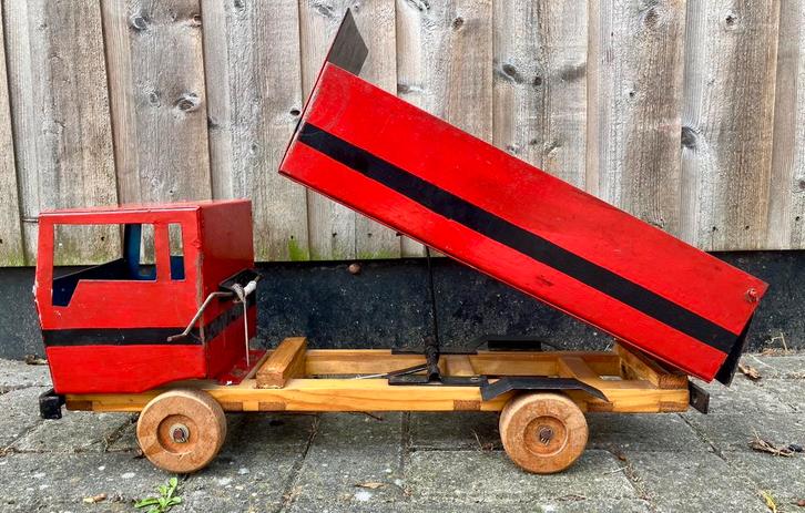 Grote metalen kiepauto, Kinderen en Baby's, Speelgoed | Speelgoedvoertuigen, Gebruikt, Ophalen of Verzenden