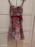 Roze bloemenjurk met tule rok, Maat 38/40 (M), Ophalen of Verzenden, Zo goed als nieuw, Knielengte