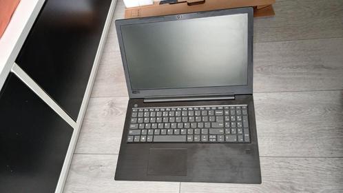 Lenovo V330 15.6 Inch Laptop, Computers en Software, Chromebooks, Gebruikt, 15 inch, 8 GB, 256 GB of meer, Qwerty, Ophalen of Verzenden