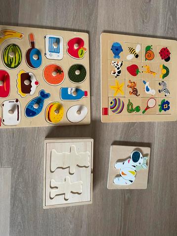 Houten Kinderpuzzels beschikbaar voor biedingen