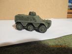 - 15 mil -   dinky toy   armoured personel carrier, Gebruikt, Ophalen of Verzenden, Auto