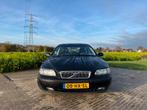 Volvo V70 2.4 140PK 2002 Zwart, Auto's, Volvo, Voorwielaandrijving, 1800 kg, Zwart, Zwart