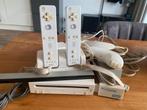 Complete Wii spelcomputer met 20 spellen, Ophalen, Met 2 controllers