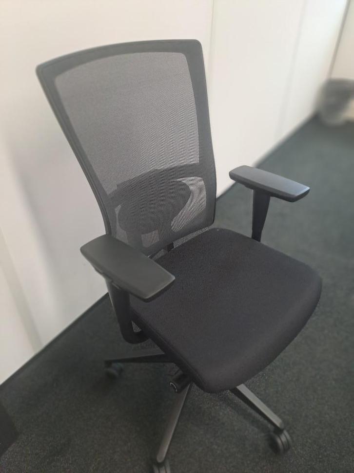 Volledig instelbare bureaustoel merk Schaffenburg, Huis en Inrichting, Bureaustoelen, Gebruikt, Bureaustoel, Zwart, Ergonomisch