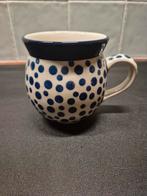 Blauw-wit gestippelde mok, Huis en Inrichting, Keuken | Servies, Gebruikt, Ophalen of Verzenden, Overige stijlen, Kop(pen) en/of Schotel(s)