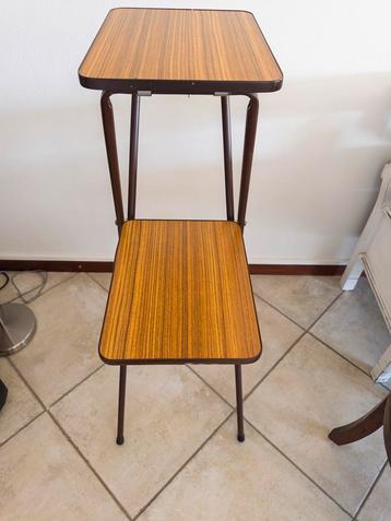 Vintage Projectortafel Jaren 60 beschikbaar voor biedingen