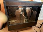 Terrarium betonplex, Dieren en Toebehoren, Reptielen en Amfibieën | Toebehoren, Ophalen, Zo goed als nieuw