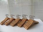 IKEA Houten Kinderkleerhangers naturel 50 stuks HANGA 32 cm, Kinderen en Baby's, Ophalen of Verzenden, Zo goed als nieuw, Overige typen