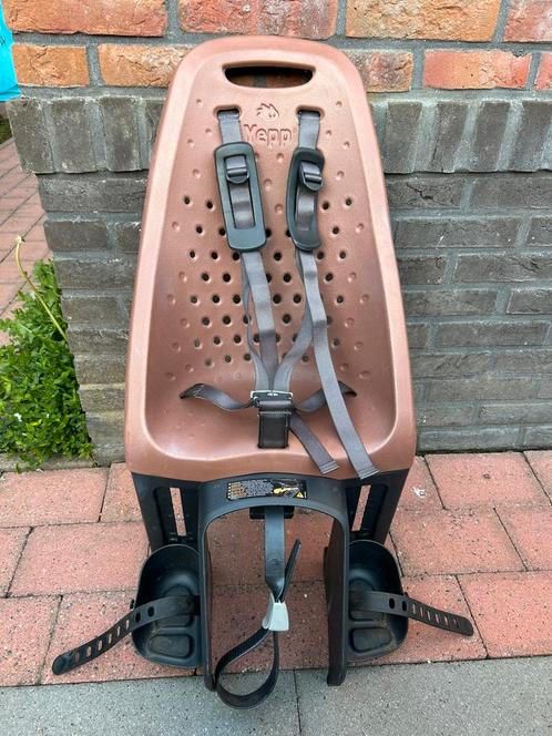 Topkwaliteit Yepp Maxi Achterzitje – Veilig en comfortabel!, Fietsen en Brommers, Fietsaccessoires | Fietsstoeltjes, Gebruikt
