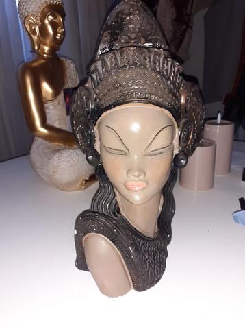 Vintage Balinese buste prachtig exemplaar  beschikbaar voor biedingen