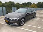 Volkswagen Passat 1.4 TSI Pano Sfeer CarPlay Nieuwe distri, Voorwielaandrijving, 4 cilinders, Bruin, Origineel Nederlands