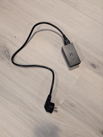 PoE adapter beschikbaar voor biedingen