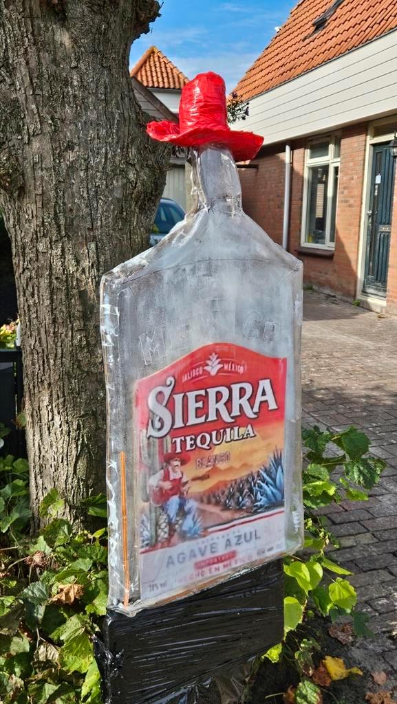 feestweekartikelen landen thema, Hobby en Vrije tijd, Feestartikelen, Gebruikt, Versiering, Ophalen