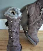 Boots laarsjes sleehak bont studs Bata 39, Bruin, Lage of Enkellaarzen, Ophalen of Verzenden, Bata