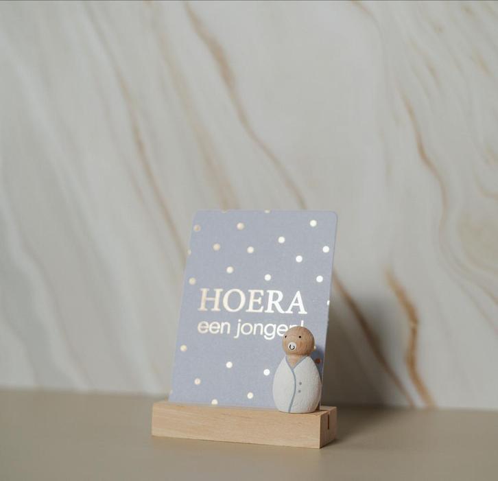 Pegdoll Jongen Cadeau met Kaarthouder, Kinderen en Baby's, Kraamcadeaus en Geboorteborden, Nieuw, Kraamcadeau, Ophalen of Verzenden