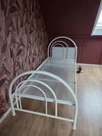 Metalen bedframe 90x200 cm, Huis en Inrichting, Slaapkamer | Bedden, Ophalen, Gebruikt, 90 cm, Eenpersoons