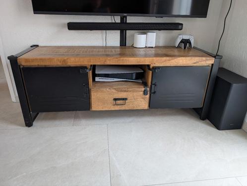 tv meubel (type Bas), Huis en Inrichting, Kasten | Televisiemeubels, Zo goed als nieuw, Minder dan 100 cm, 100 tot 150 cm, 25 tot 50 cm