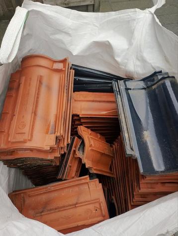 Diverse Dakpannen T.e.a.b. (dak pannen) beschikbaar voor biedingen