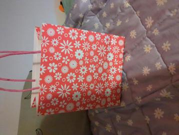 Mystery tasje beschikbaar voor biedingen