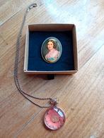 Vintage Broche & Ketting Set, Gebruikt, Ophalen of Verzenden, Zilver, Overige materialen